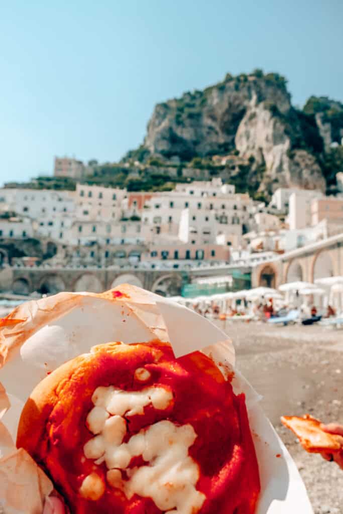 Pizza from Naples to save money on the Amalfi Coast
