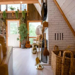 Airbnb Reviews