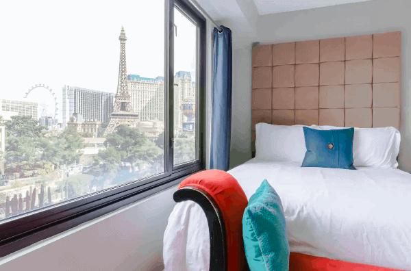Eiffel Tower view from Las Vegas Airbnb