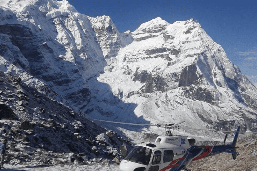 Helicopter tour mt everest