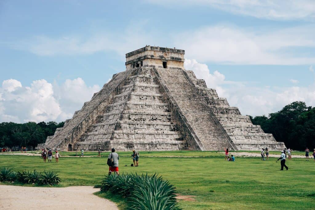 Yucatan tours of Chichen Itza