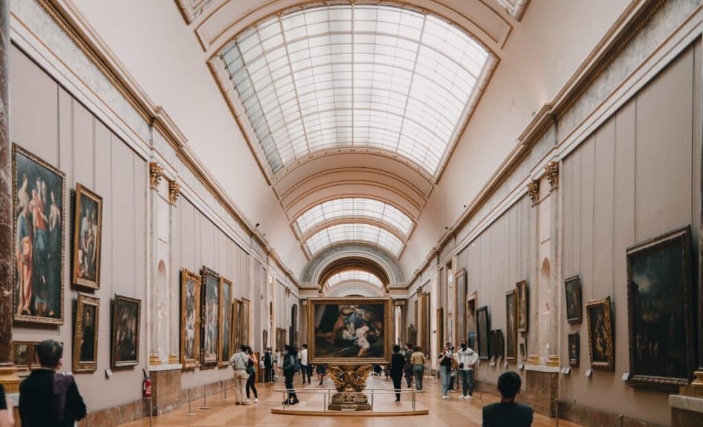 10 of the Best Private Tours of the Louvre Museum